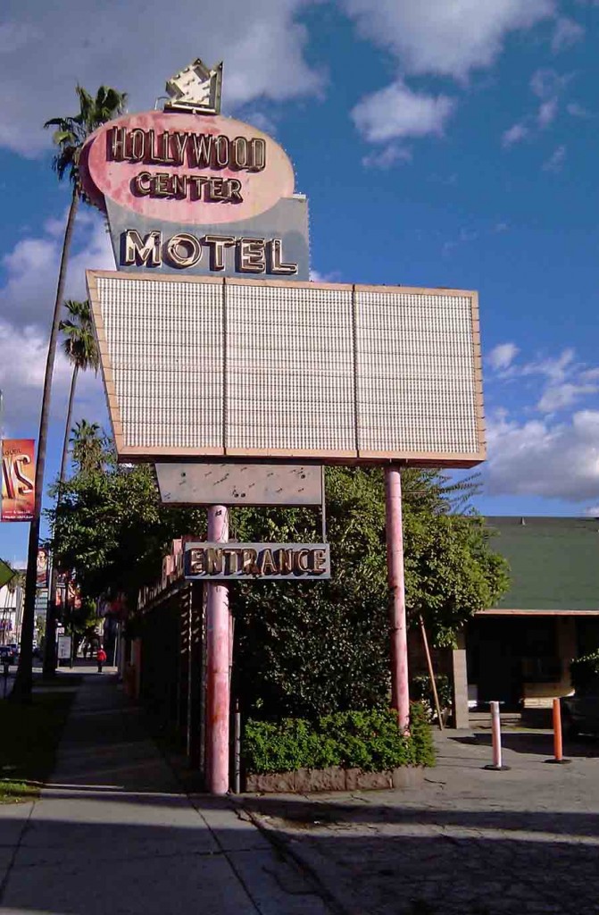 Hollywood Center Motel